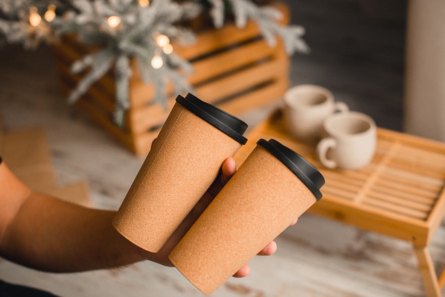 Żegnamy jednorazowy plastik! Czy system kaucyjny w gastronomii jest opłacalny?